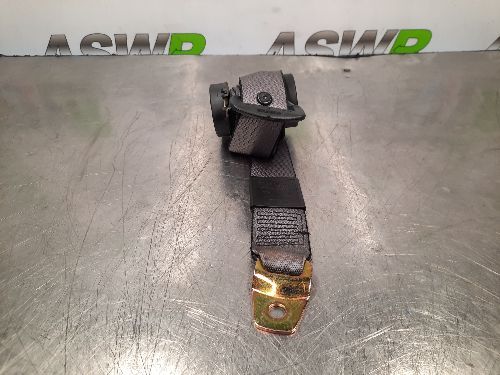 BMW E31 8 SERIES Right Or Left Rear Seat Belt