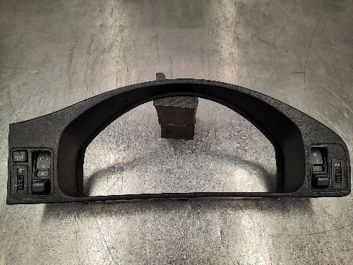 BMW E31 8 SERIES Instrument Cluster Speedo Clock Surround