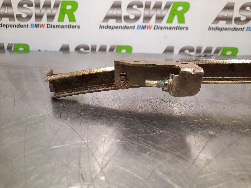 BMW Front Window Guide Brackets N/S Passenger Side E31 8 SERIES