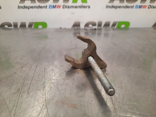 BMW Fuel Injector Clamp B37 B47 N47N Diesel Engines