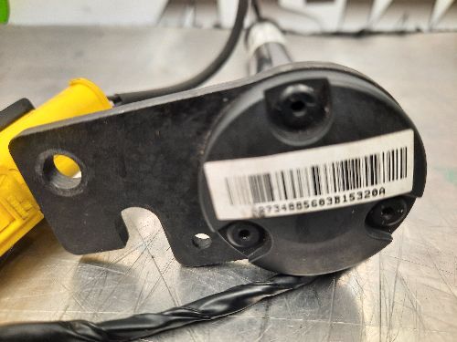 BMW Bonnet Actuator O/S Drivers Right F46 2 SERIES Gran Tourer