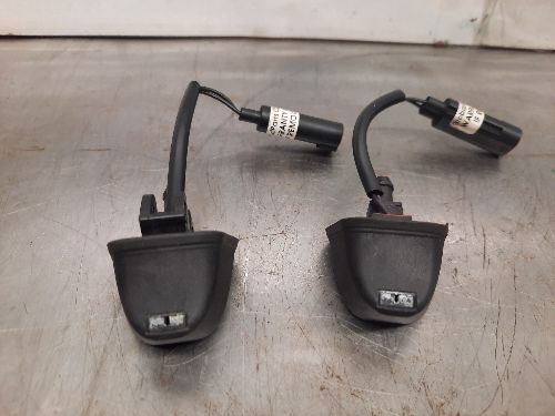 BMW Washer Jet Nozzle Pair E90 E91 E92 E93