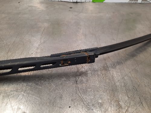 BMW Wiper Arm N/S Passenger Left E60 E61 E63 E64 5 6 SERIES