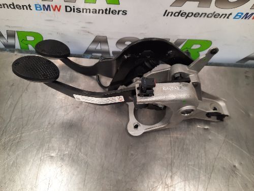 MINI Pedal Box Assembly Manual R56 R57 R60
