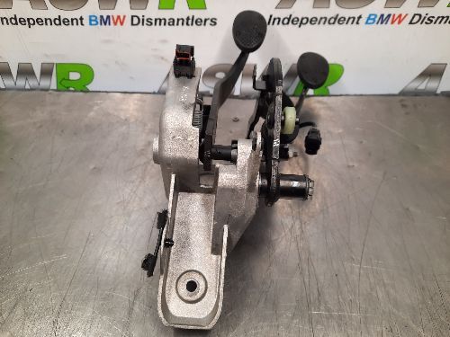 MINI Pedal Box Assembly Manual R56 R57 R60
