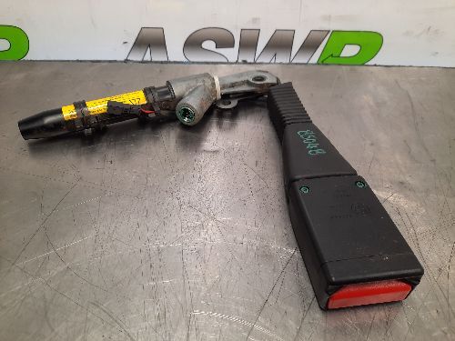 BMW E70 X5 E71 X6 Seat Belt Tensioner Front O/S Drivers Right