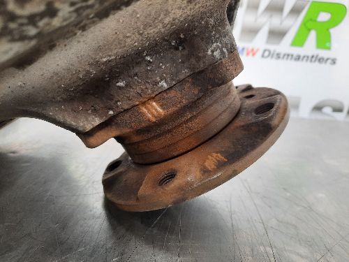 BMW 6 SERIES Hub Wheel Front E63 E64 N/S Passenger Left