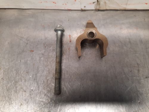 BMW Fuel Injector Clamp B37 B47 N47N Diesel Engines