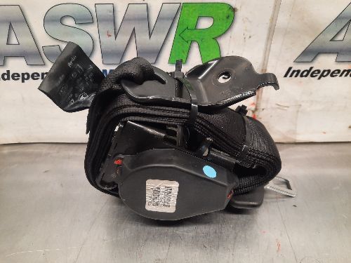 BMW E71 X6 X6M Rear Seat Belt O/S Drivers Right