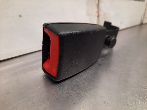 BMW E70 X5 E71 X6 LEFT RIGHT Rear Seatbelt Sock Buckle