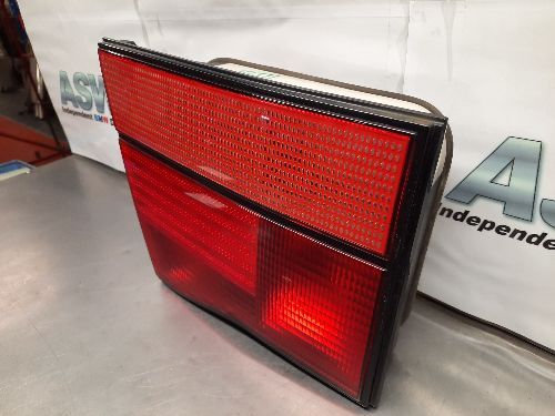 BMW E31 8 SERIES Light Inner Boot / Tailgate N/S Passenger Left