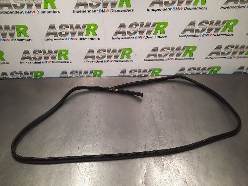 BMW Bootlid / Tailgate Seal Gasket E31 8 SERIES