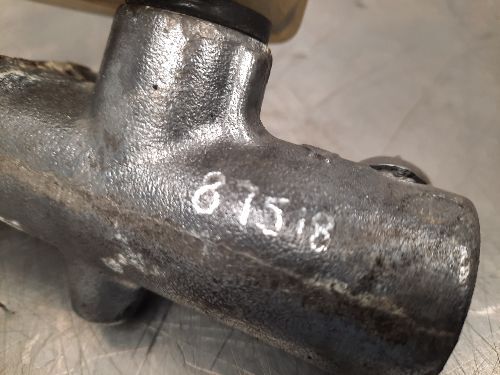 BMW Brake Master Cylinder E31 8 SERIES 850Ci M70 Petrol