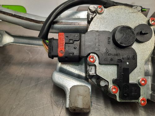 BMW Front Wiper Motor & Linkage E81 E82 E87 E88 1 SERIES