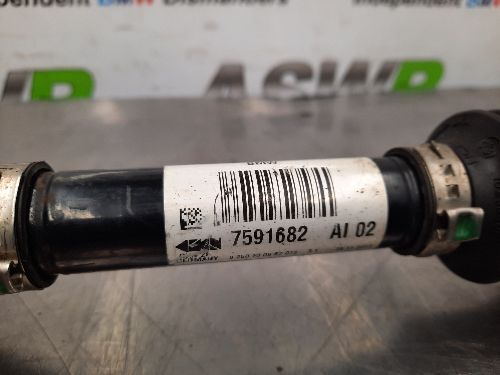 BMW E84 X1 XDrive Driveshaft Front L=876mm O/S Drivers Right