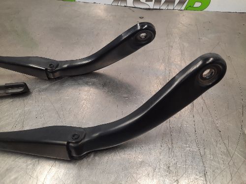BMW Front Wiper Arms Pair F34 3 SERIES Gran Turismo