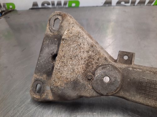 BMW Manual Gearbox Mount Support N47N Diesel F20 F22 F30 F32