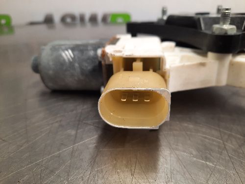 BMW Window Regulator Front O/S Drivers Side F32 F33 F82 F83