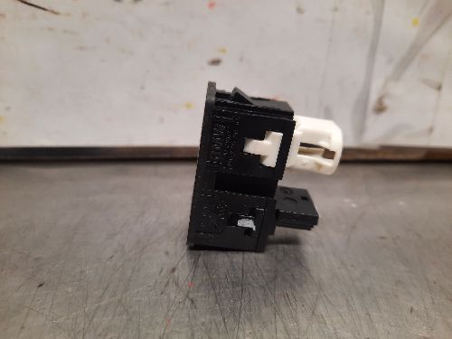 BMW F Generation USB AUX-IN socket