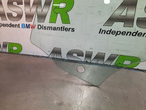 BMW F25 X3 Door Window Glass Front N/S Passenger Side