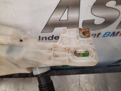 BMW Windscreen Washer Bottle F22 F30 F80 F32 F82 2 3 4 SERIES