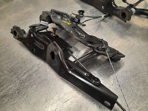 BMW F23 2 SERIES Convertible Folding Roof Hinges Pair
