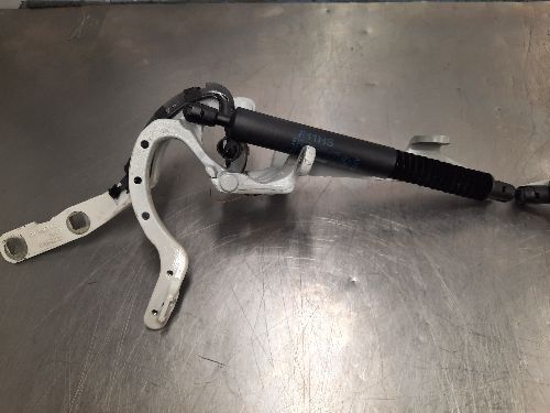 BMW Boot / Tailgate Struts Pair F11 5 SERIES Touring