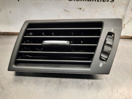 BMW E83 X3 LCI Dashboard Air Vent N/S Passenger Left