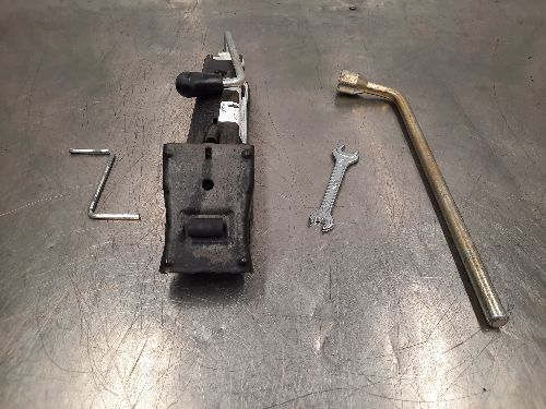 MINI Cooper Tyre Tool Kit Jack R50 R52 R53 R56 R57 R59