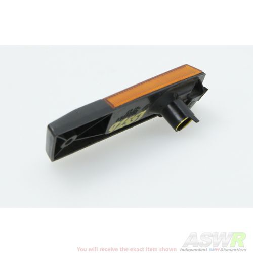 BMW E30 3 SERIES O/S Drivers Side Wing Indicator