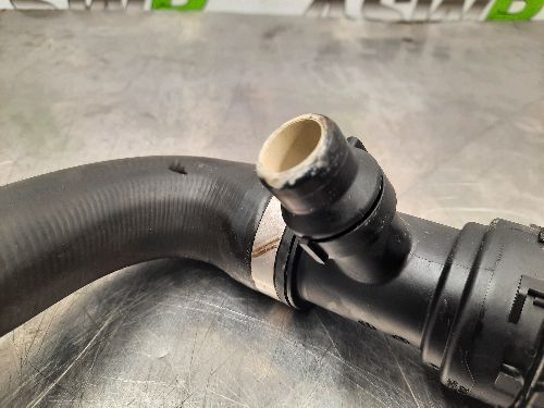 BMW Radiator Bottom Hose F30 3 SERIES 330E B48X