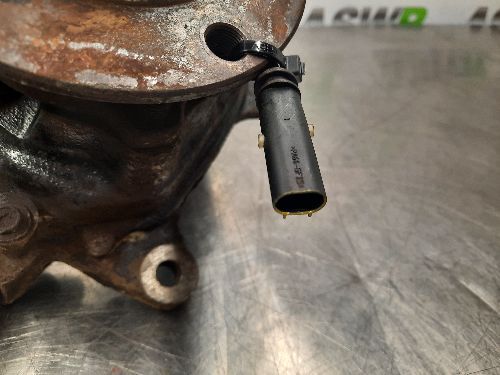 BMW Front Wheel Hub N/S Passenger Side F25 F26 X3 X4 XDrive