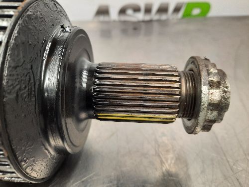 BMW E31 8 SERIES Rear Driveshaft (Not Handed)