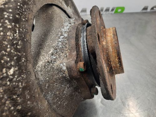 BMW Front Wheel Hub O/S Drivers Right F10 F11 F12 F13 5 6 SERIES