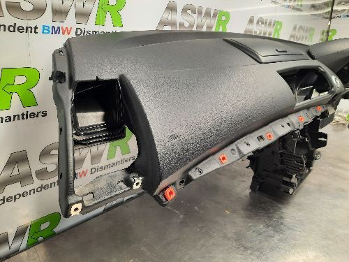 BMW E81 E82 E87 LCI E88 1 SERIES Dashboard