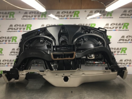 BMW Dashboard Carumgrau I01 I3