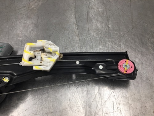 BMW F48 X1 Window Regulator Front O/S Drivers Right