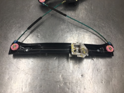 BMW F20 1 SERIES 5dr O/S Drivers Side Front Window Reg & Motor