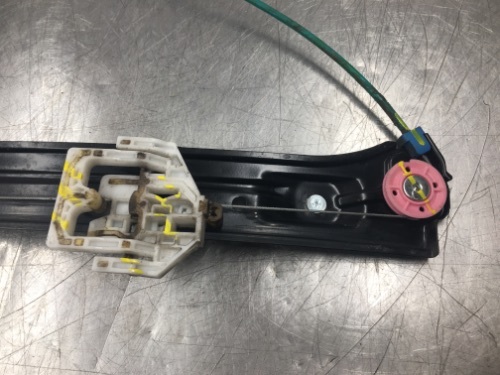 BMW F20 1 SERIES 5dr O/S Drivers Side Front Window Reg & Motor